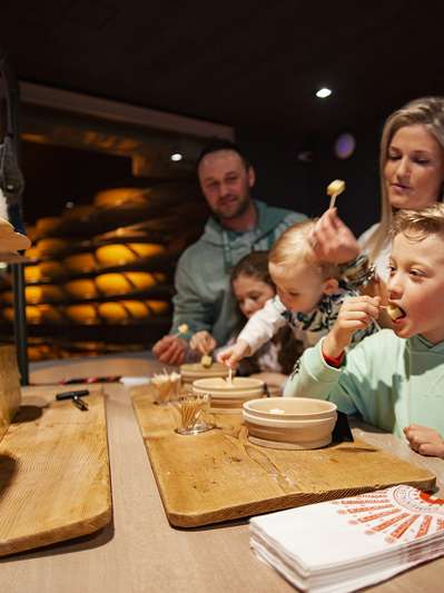 Königsweg - Emmentaler Schaukäserei